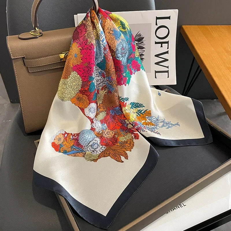 100% Mulberry Silk Bandana Headband Women's Triangle Headscarf Hair Bands Spring Summer Girl Fashion Decoration Ties Hair Scarf