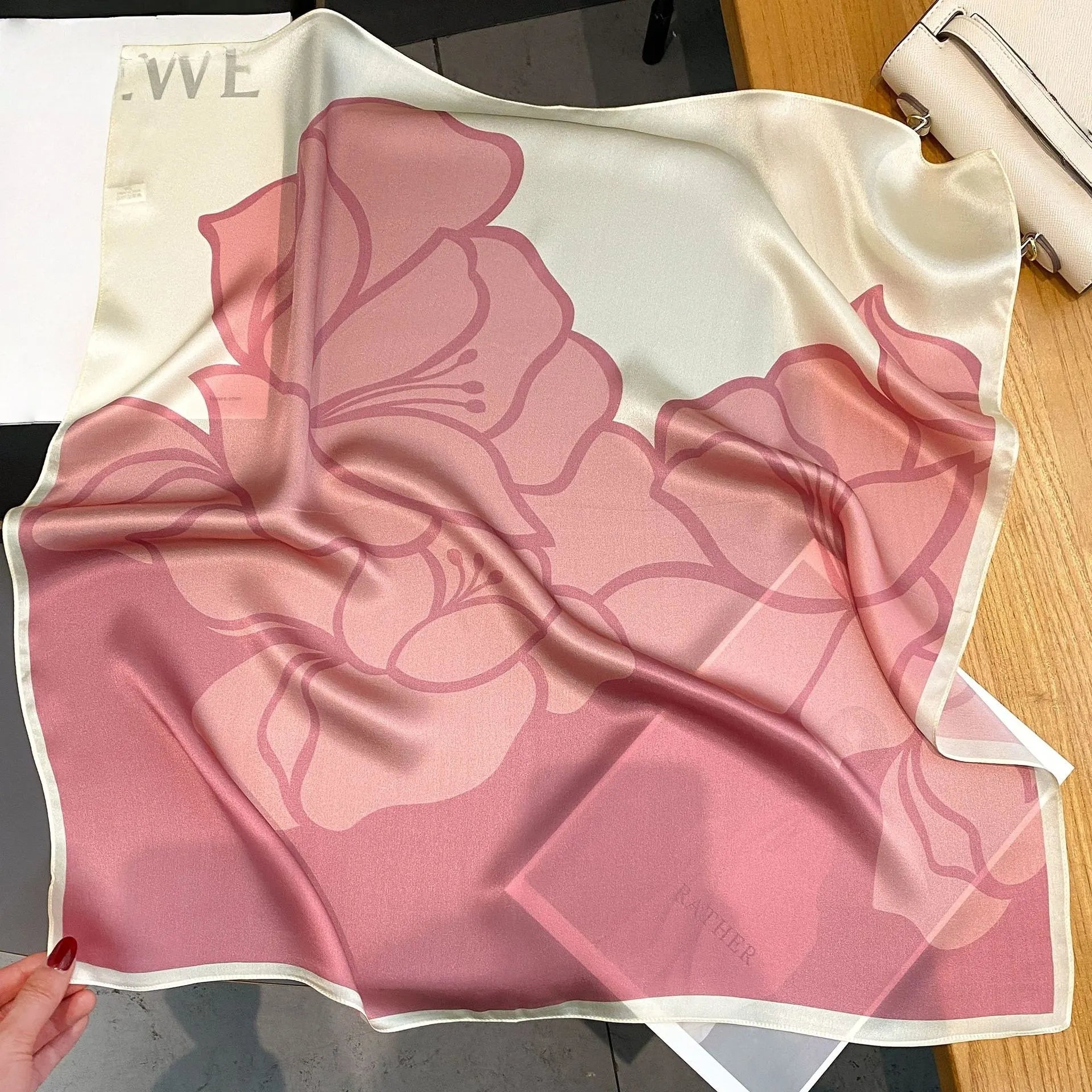 100% Natural Silk Scarf for Woman Designer Birds on Tree Print Bandana Foulard Female Luxury Square Neckerchief New SD0064